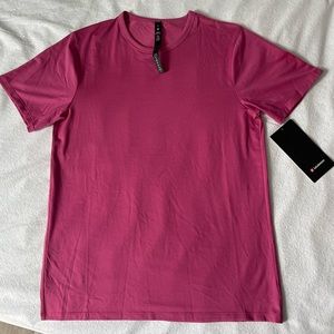 LULULEMON T-Shirt: XS